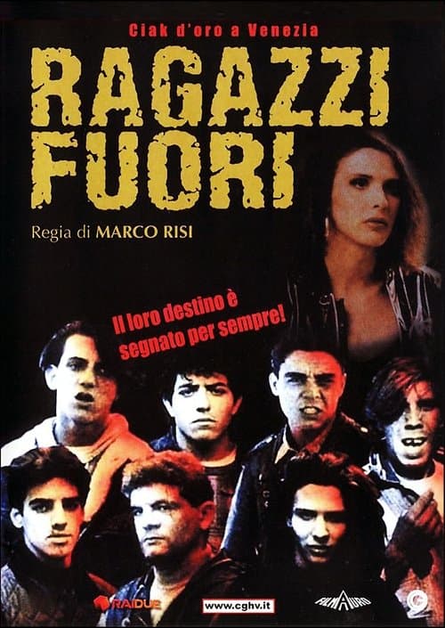 Ragazzi fuori
